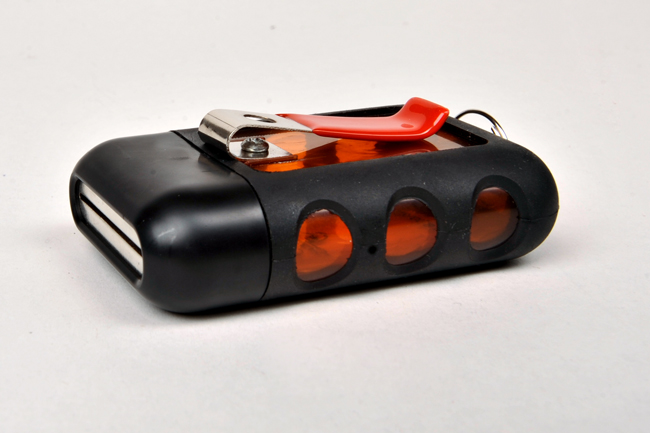 Yellotools BladeBreaker Pro Rückseite mit Gürtelclip