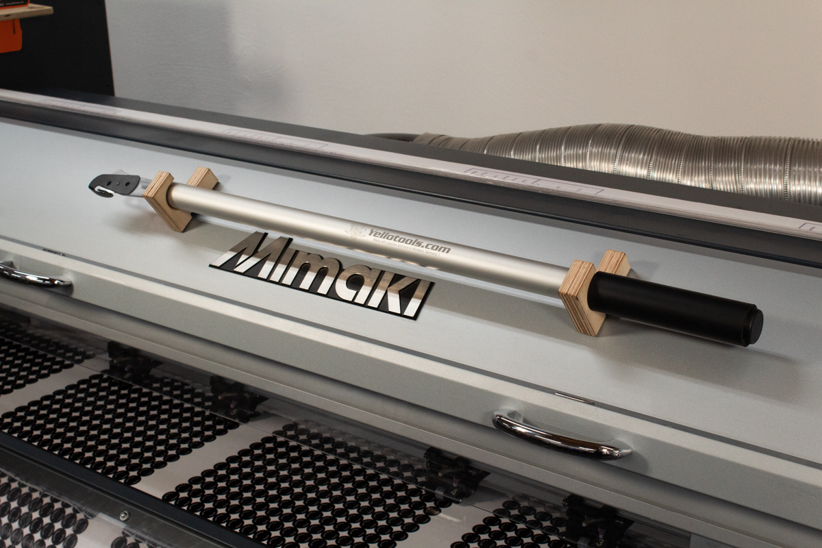 Yellotools LongReach Brackets Mag Anwendungsbeispiel Druckergehäuse