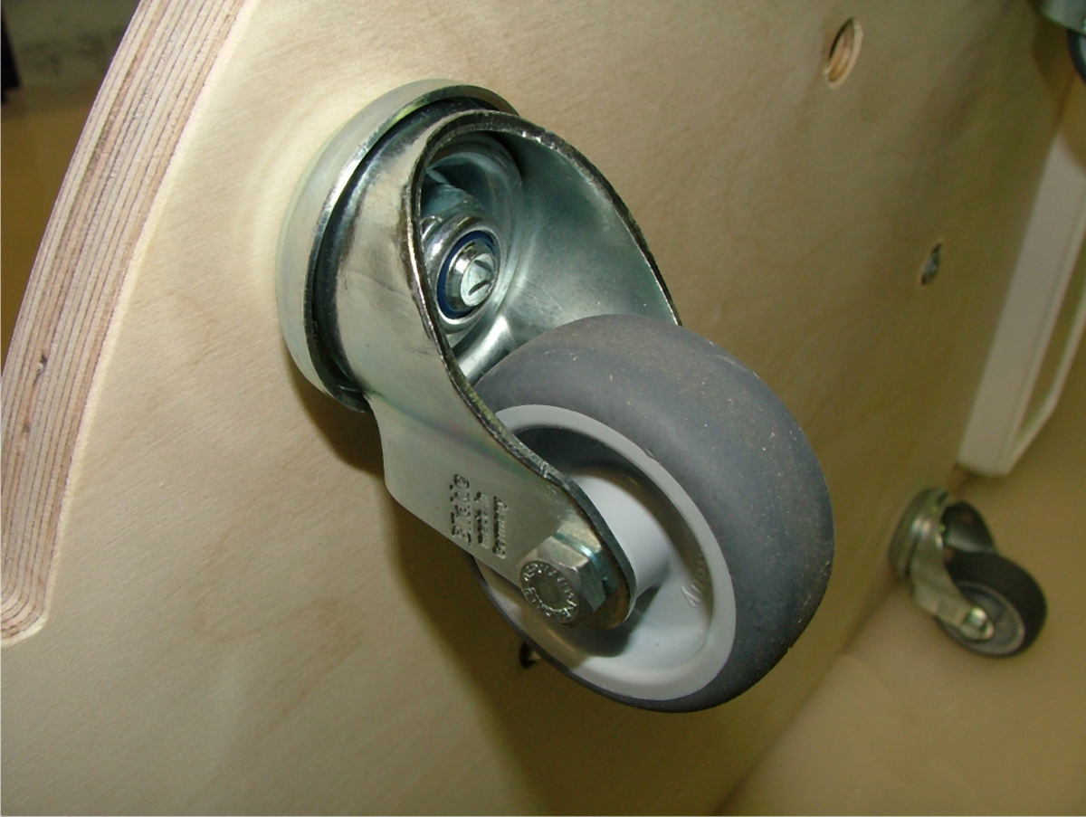 Yellotools LowRider Leichtlauf-Lenkrollen