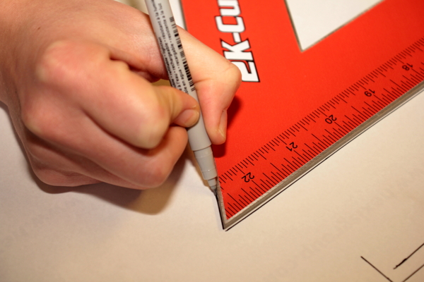 Yellotools 2K-Cut | Werbetechniker Edelstahl Schneidewinkel | Beispiel