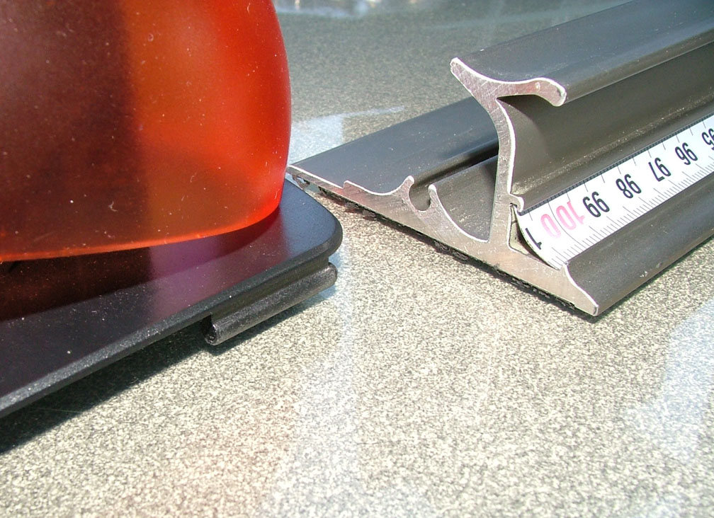 Yellotools CutCoaster mit SafetyRuler Platin Abbildung 1