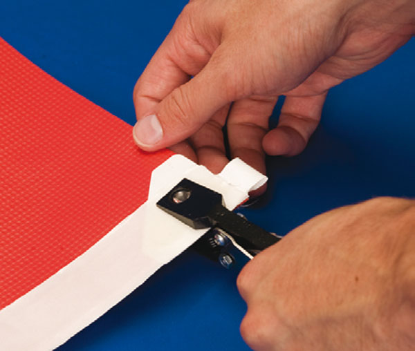 Yellotools BannerBoost Tape Bannerverstärkungsband Anwendung 2